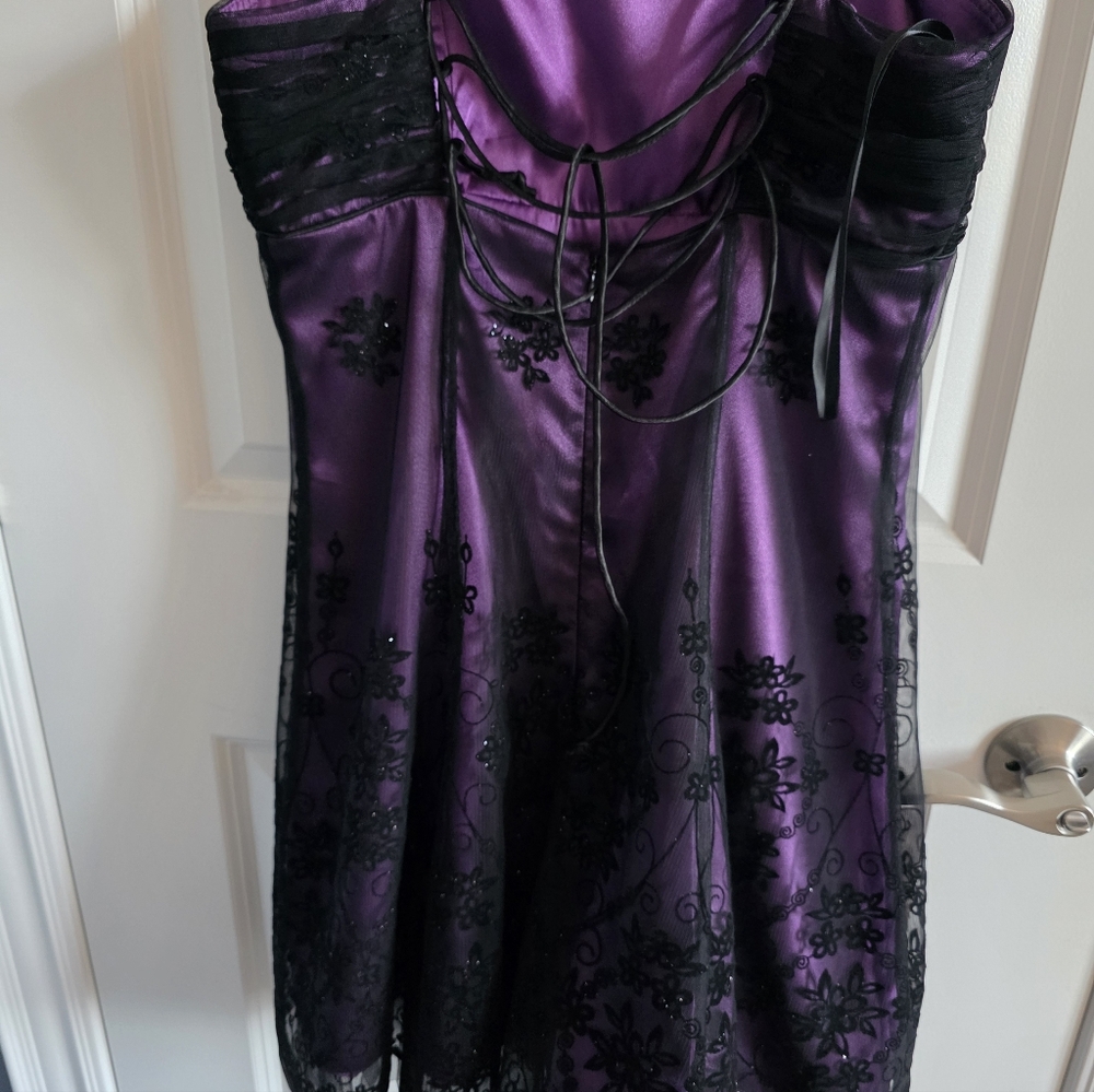 Three Dresses - Picture 6 of 10